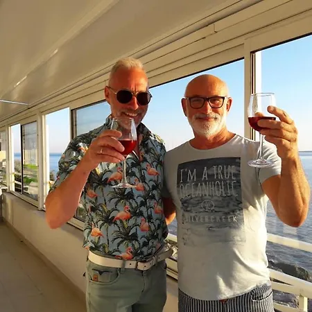 Bed & Breakfast Maison Fossemagne 3*