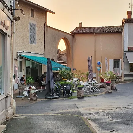 Maison Fossemagne Couette-café Mellé